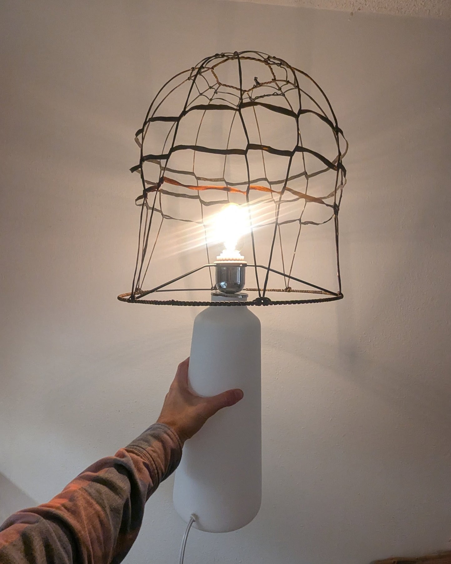 "Aerostatum Nocturnum" One-of-a-kind Seaweed Sculptural Table Lamp